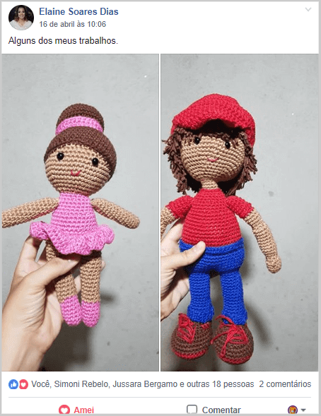 duas bonecas amigurumi